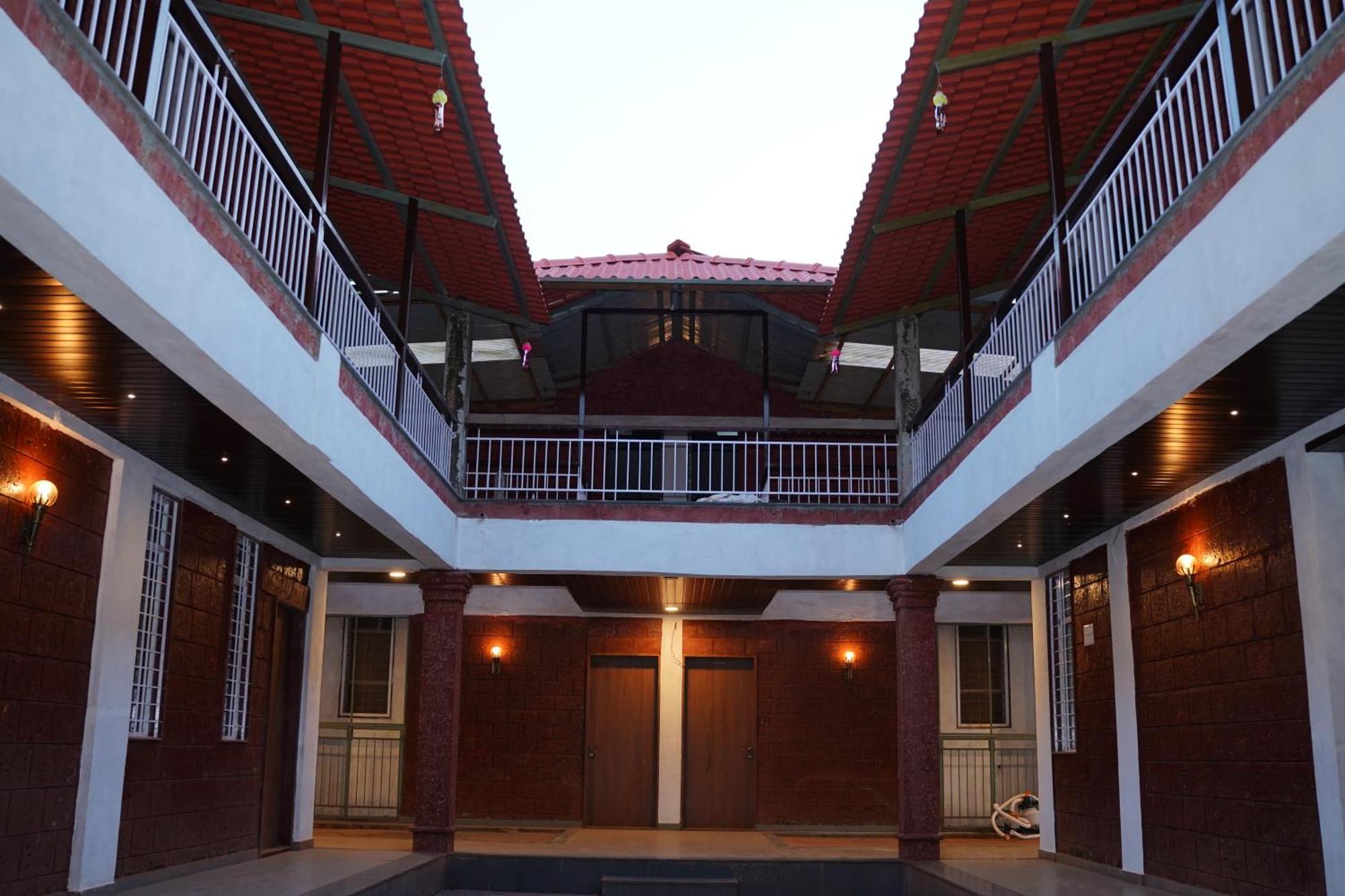 Vanvarsha Resort Chandoli Bagian luar foto