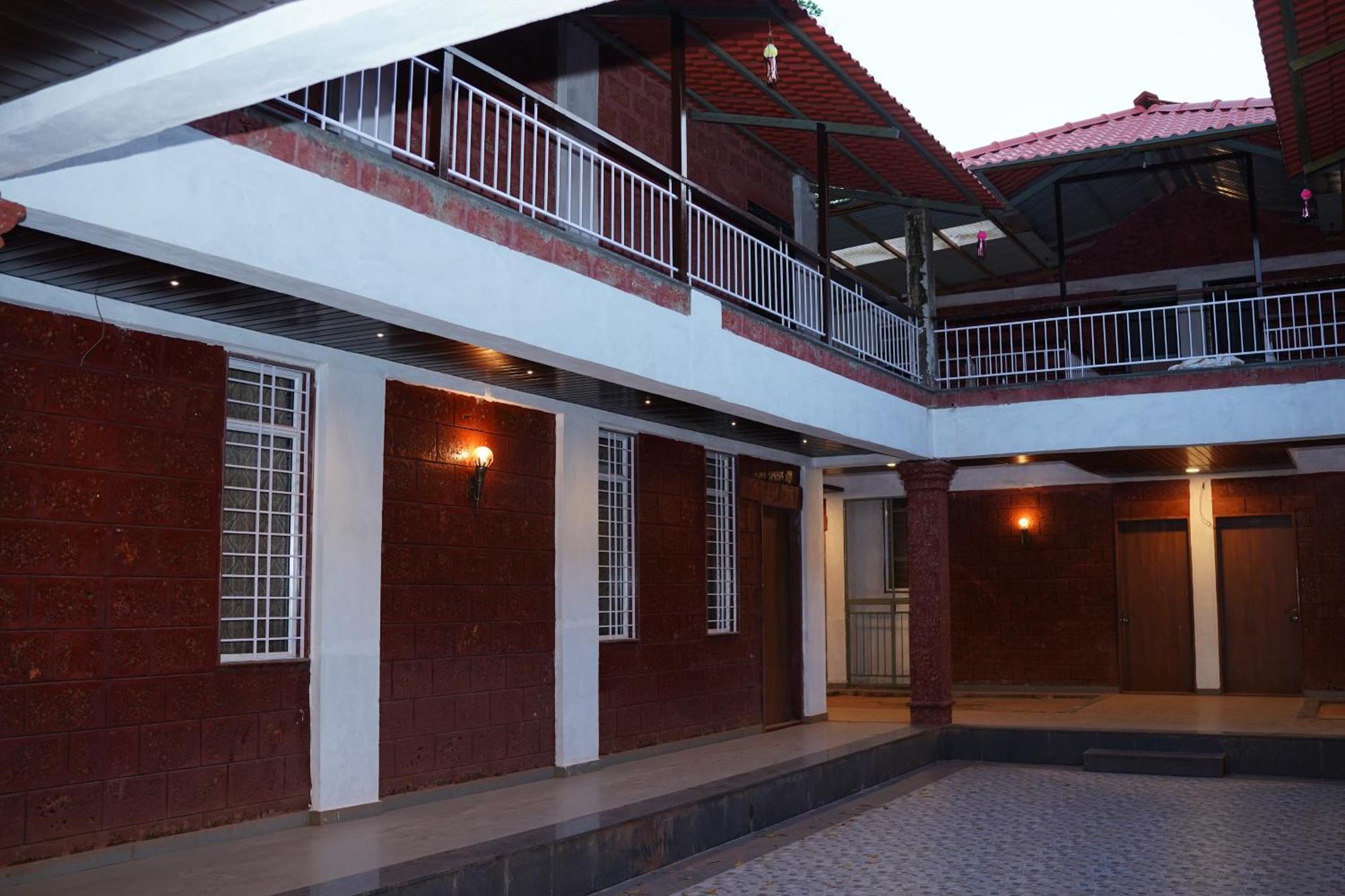 Vanvarsha Resort Chandoli Bagian luar foto